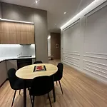 Apartment Bexhisteni Lux Rent