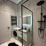 Bexhisteni Lux Rent *