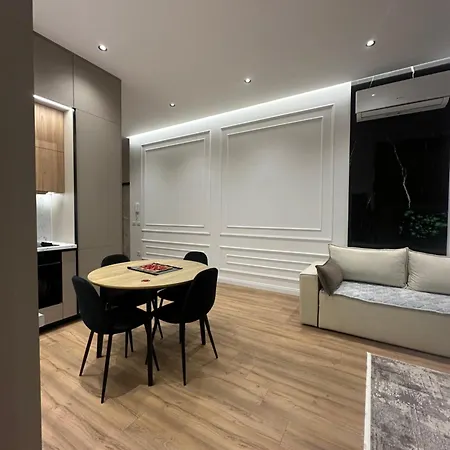 Διαμέρισμα Bexhisteni Lux Rent *