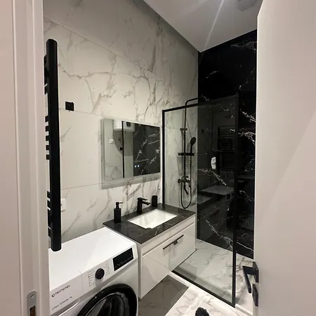 公寓 Bexhisteni Lux Rent