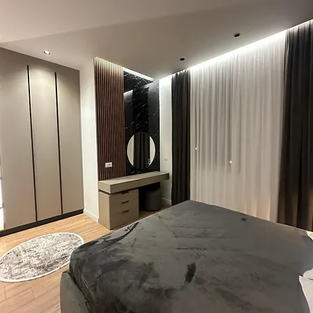 Διαμέρισμα Bexhisteni Lux Rent