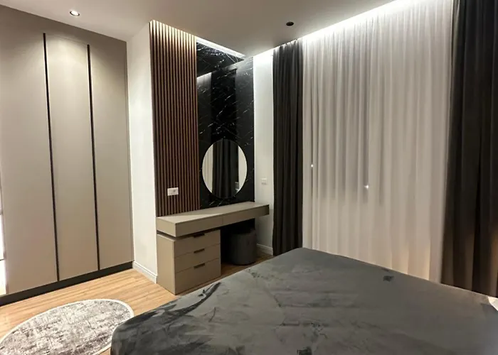 公寓 Bexhisteni Lux Rent